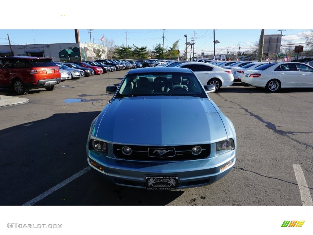 2008 Mustang V6 Deluxe Coupe - Windveil Blue Metallic / Light Graphite photo #5