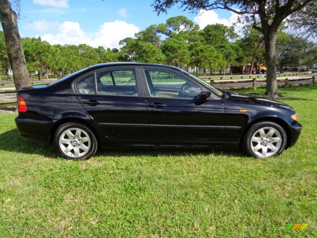 2003 3 Series 325xi Sedan - Jet Black / Sand photo #11