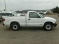 2001 Summit White Chevrolet S10 Regular Cab  photo #6