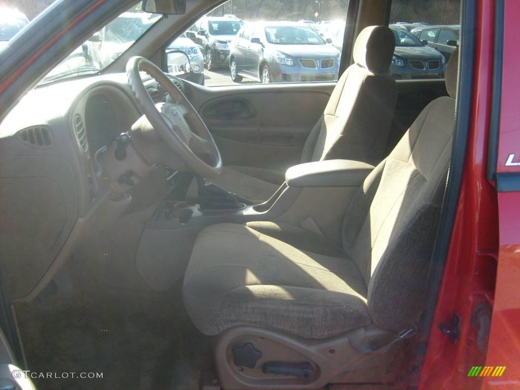 2002 TrailBlazer LS 4x4 - Victory Red / Medium Oak photo #10