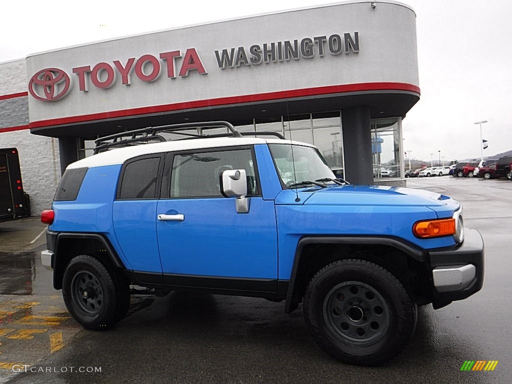 2007 FJ Cruiser 4WD - Voodoo Blue / Dark Charcoal photo #2