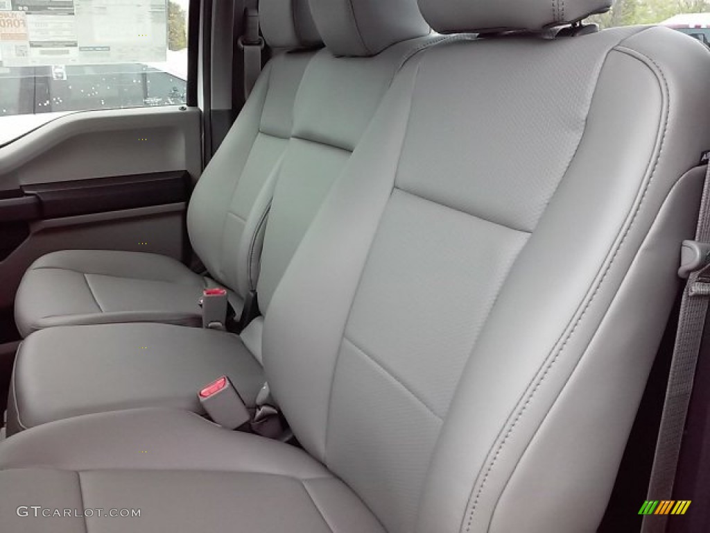 2016 F150 XL Regular Cab - Oxford White / Medium Earth Gray photo #16