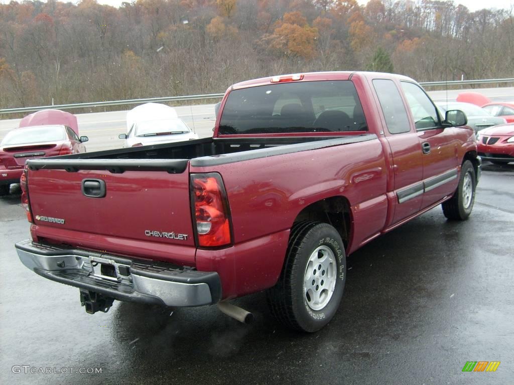 2004 Silverado 1500 LS Extended Cab - Sport Red Metallic / Dark Charcoal photo #5