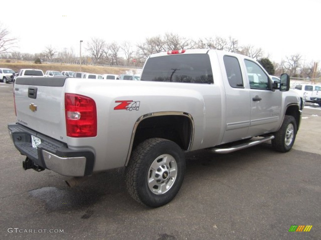 2011 Silverado 2500HD LT Extended Cab 4x4 - Sheer Silver Metallic / Light Titanium/Ebony photo #3