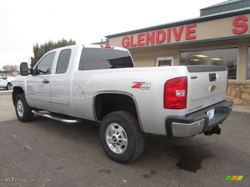 2011 Silverado 2500HD LT Extended Cab 4x4 - Sheer Silver Metallic / Light Titanium/Ebony photo #4