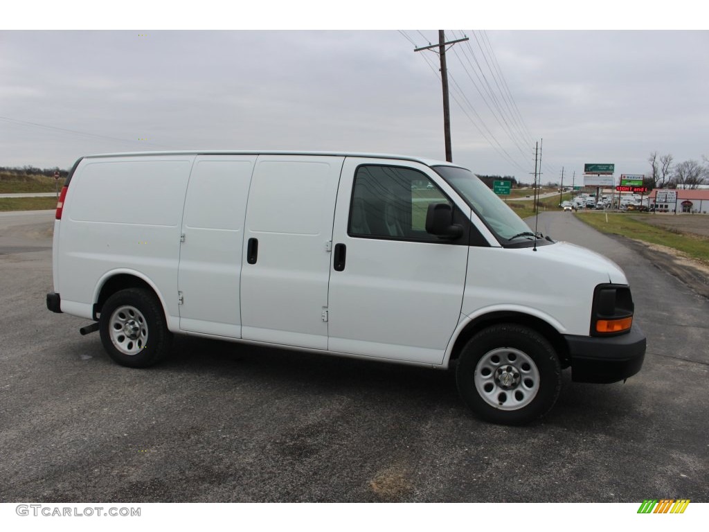 2009 Express 1500 Cargo Van - Summit White / Medium Pewter photo #12
