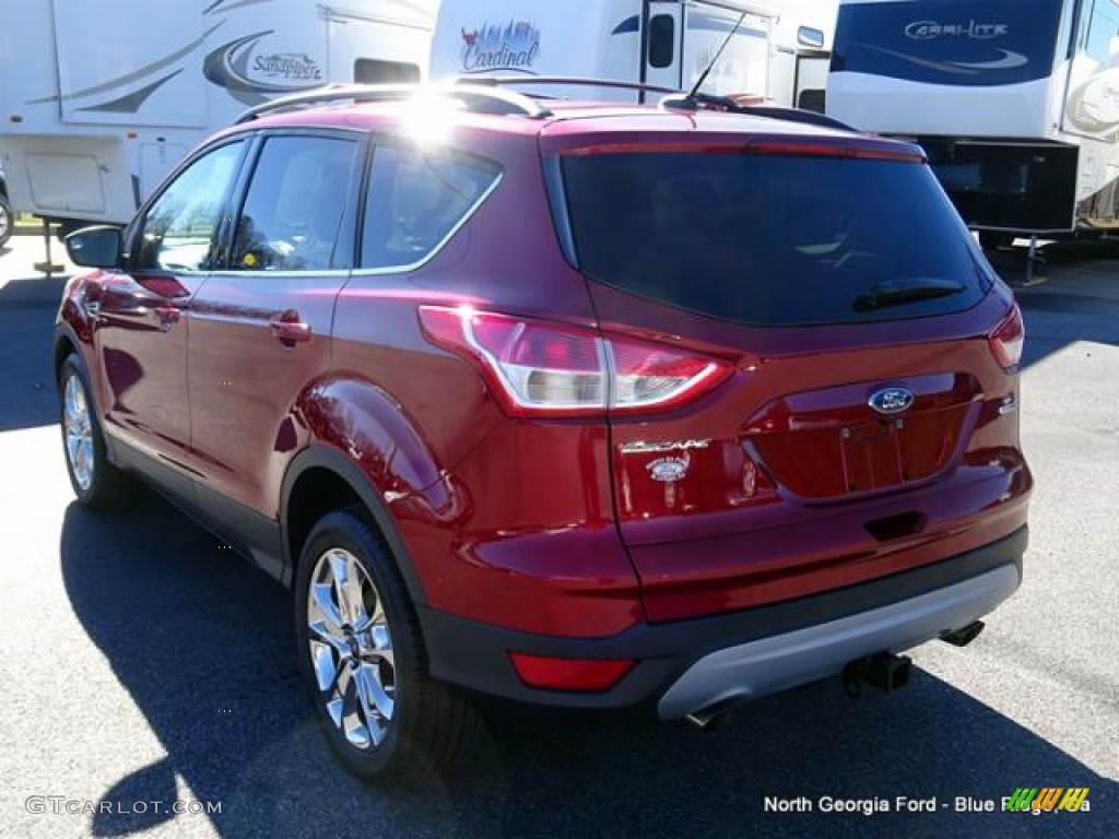 2016 Escape SE 4WD - Ruby Red Metallic / Medium Light Stone photo #3