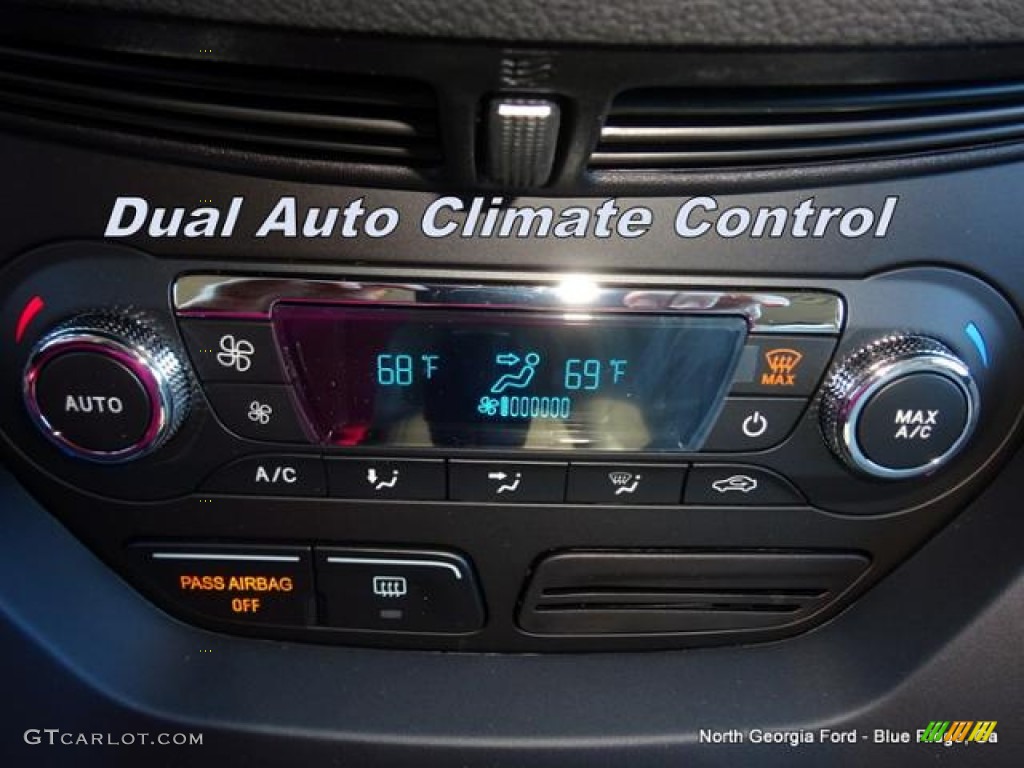 2016 Escape SE 4WD - Ruby Red Metallic / Medium Light Stone photo #24