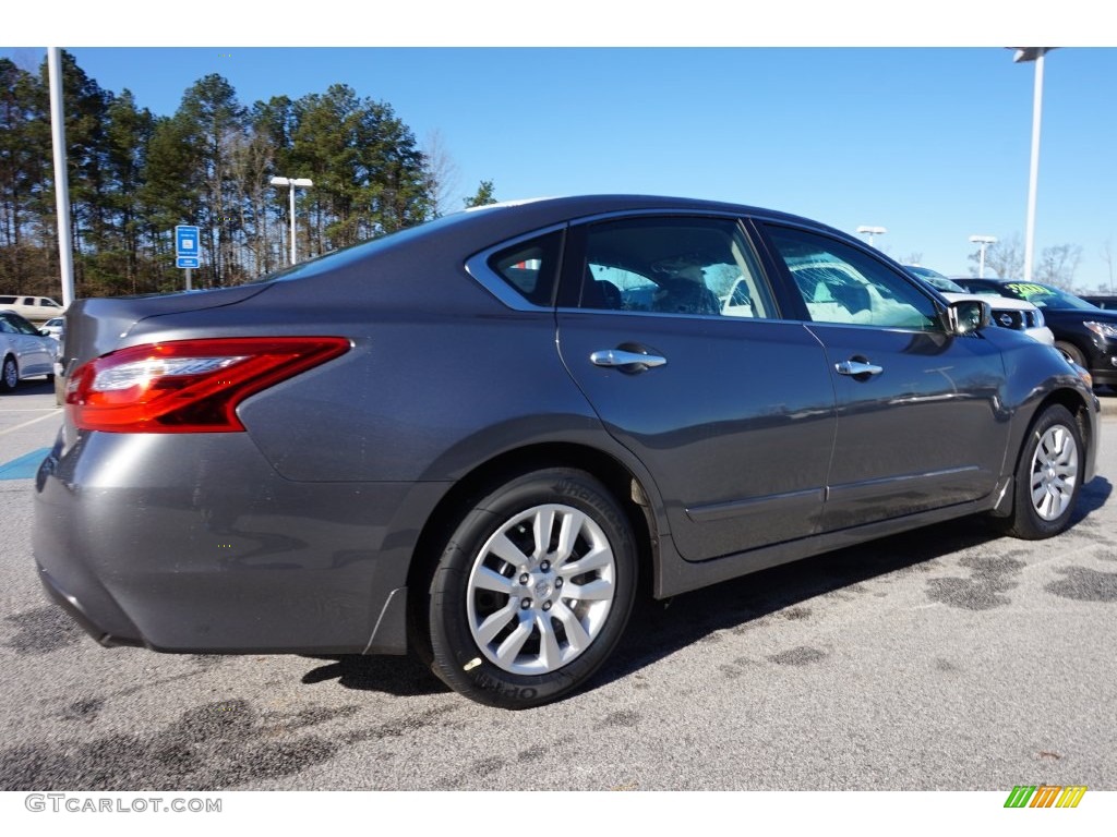2016 Altima 2.5 S - Gun Metallic / Charcoal photo #4