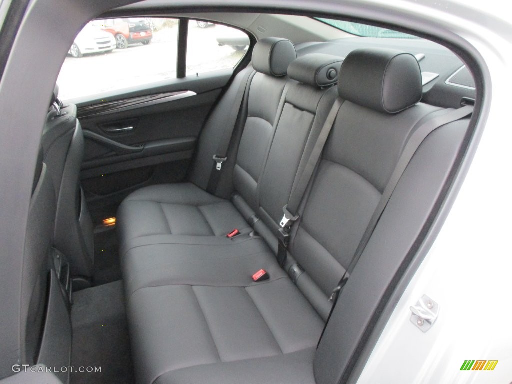 2016 5 Series 535i xDrive Sedan - Glacier Silver Metallic / Black photo #13