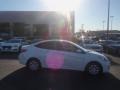 Century White - Accent SE Sedan Photo No. 12