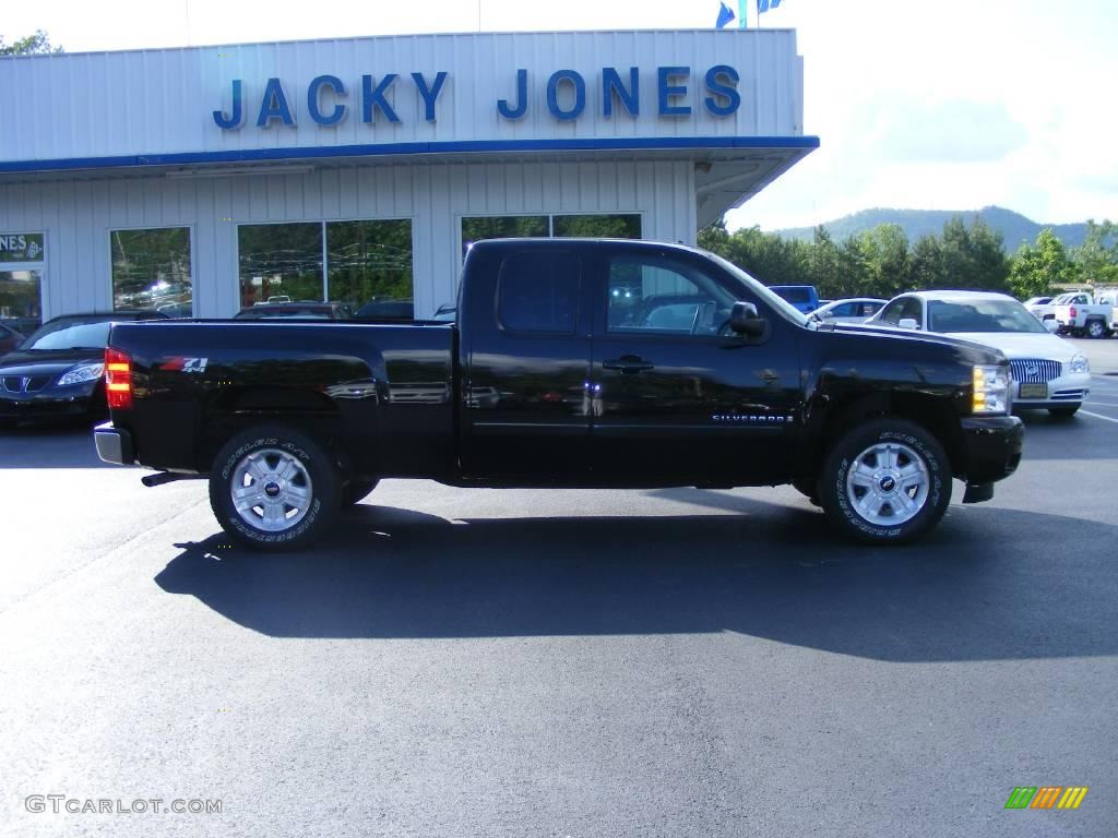 2008 Silverado 1500 LTZ Extended Cab 4x4 - Black / Ebony photo #3