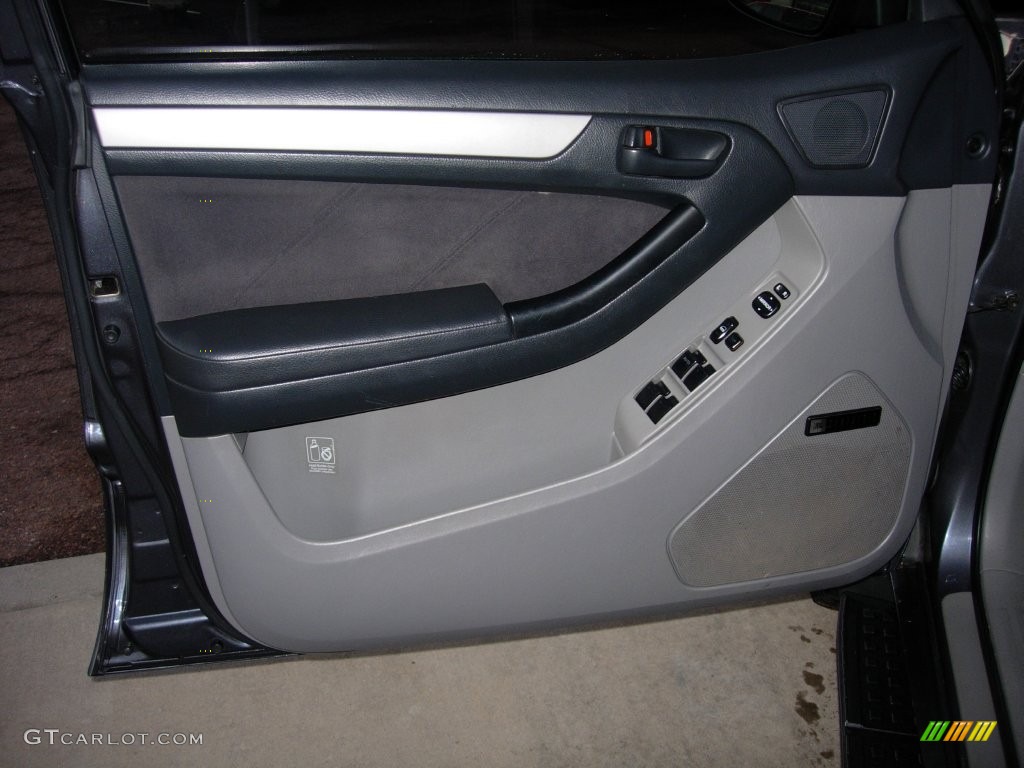2004 4Runner SR5 4x4 - Galactic Gray Mica / Stone photo #10