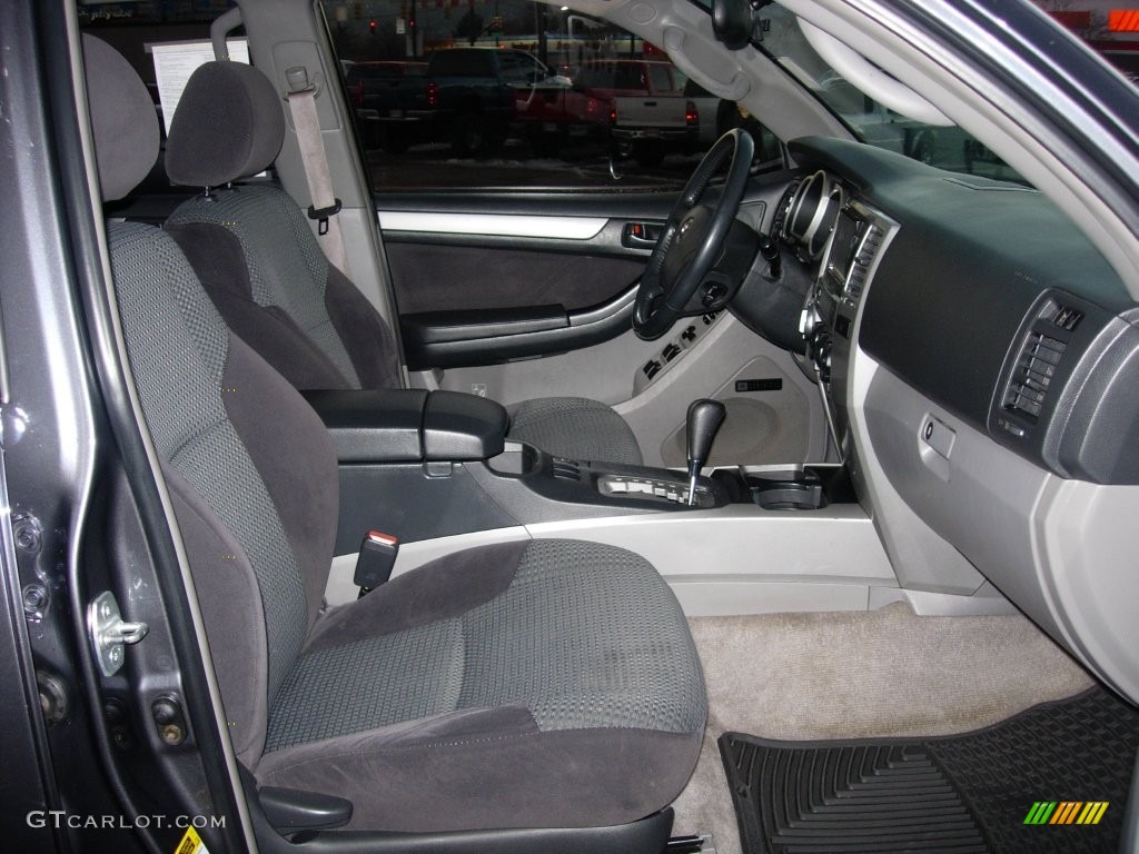 2004 4Runner SR5 4x4 - Galactic Gray Mica / Stone photo #16