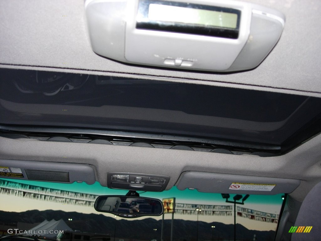 2004 4Runner SR5 4x4 - Galactic Gray Mica / Stone photo #23