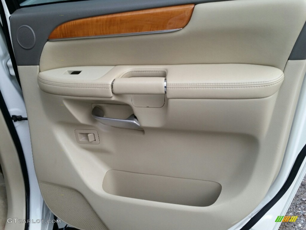 2009 Infiniti QX 56 4WD Door Panel Photos
