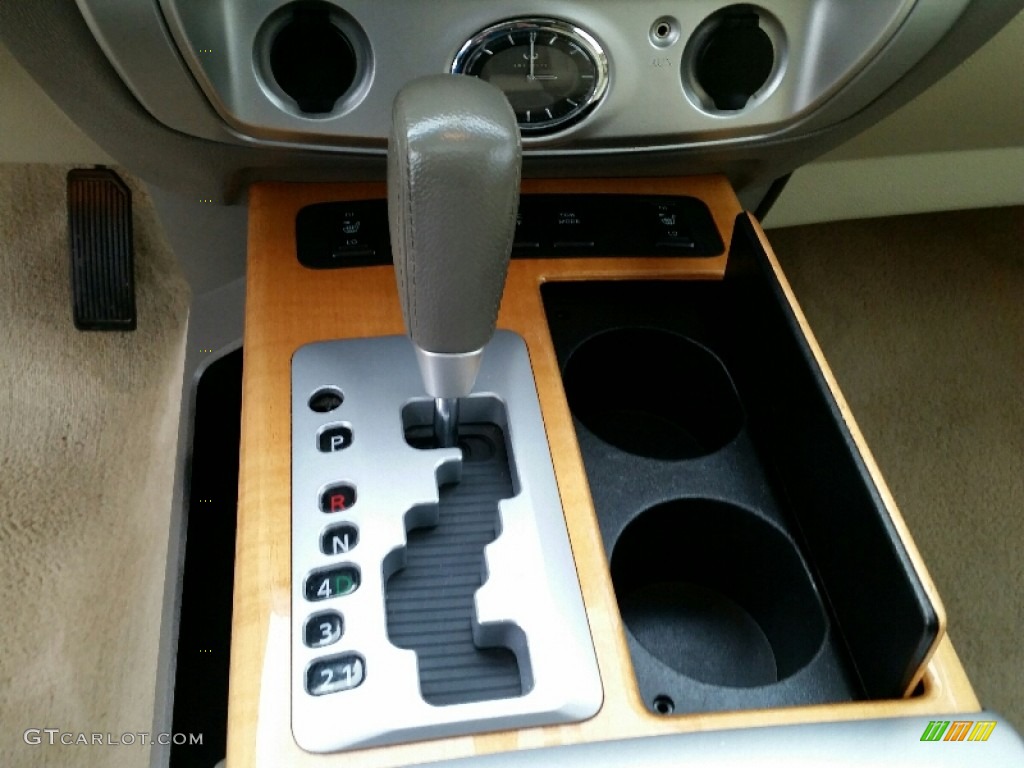2009 Infiniti QX 56 4WD Transmission Photos