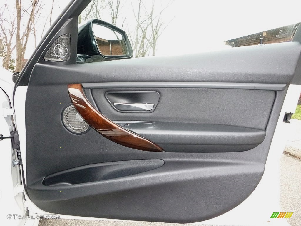 2013 3 Series 328i xDrive Sedan - Alpine White / Black photo #17