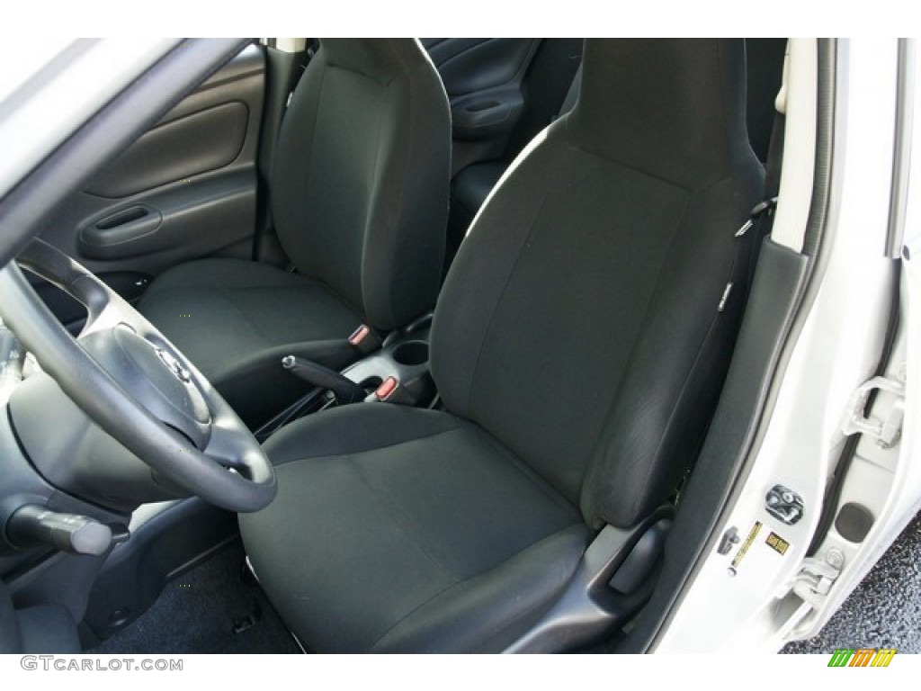 2014 Versa 1.6 S Sedan - Brilliant Silver / Charcoal photo #11