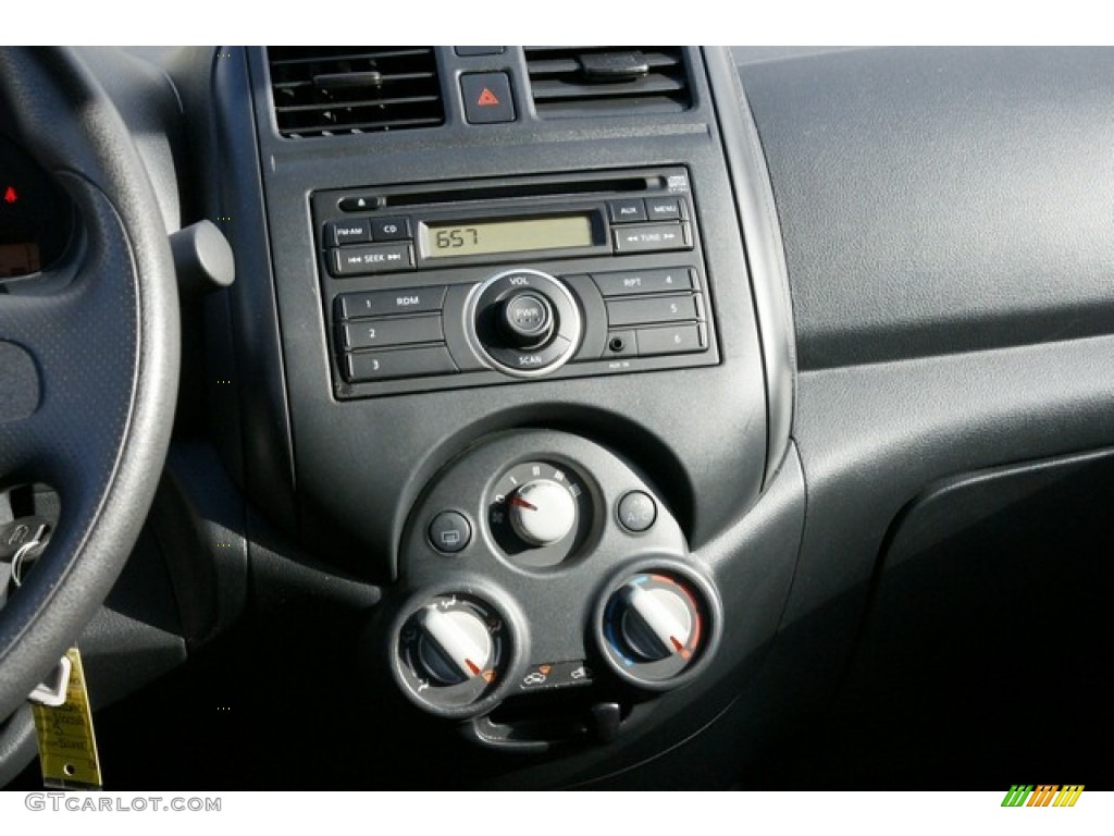 2014 Versa 1.6 S Sedan - Brilliant Silver / Charcoal photo #13