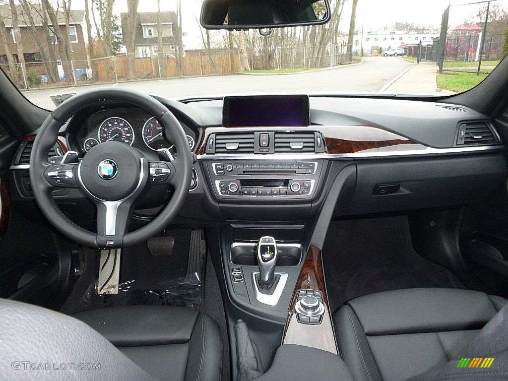 2013 3 Series 328i xDrive Sedan - Alpine White / Black photo #25