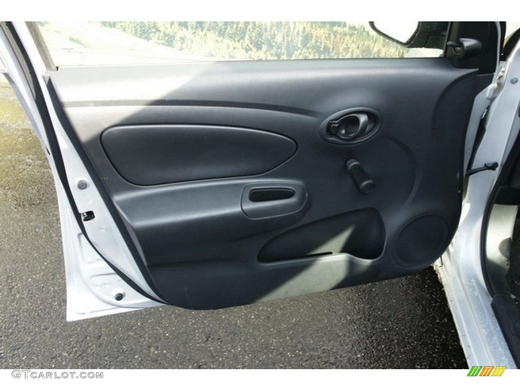 2014 Versa 1.6 S Sedan - Brilliant Silver / Charcoal photo #21