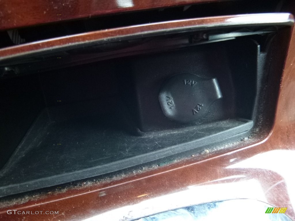 2007 Aura XE - Berry Red / Tan photo #19