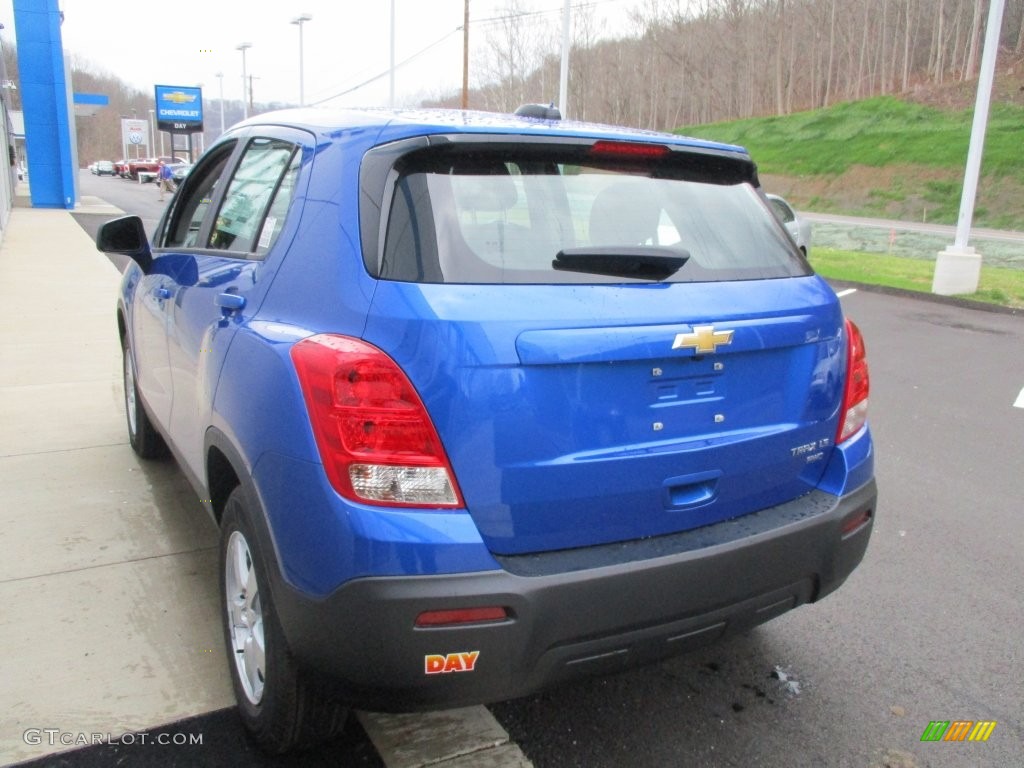 2016 Trax LS AWD - Brilliant Blue Metallic / Jet Black/Light Titanium photo #7