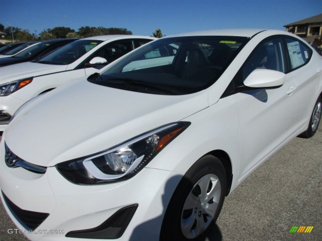 2016 Elantra SE - White / Beige photo #2