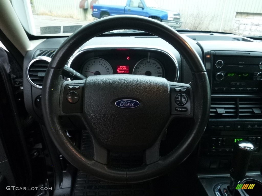 2008 Explorer Sport Trac Limited 4x4 - Black / Dark Charcoal photo #17