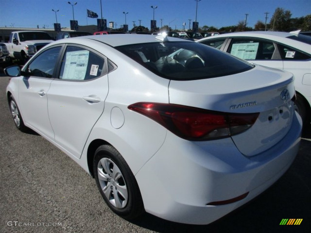 2016 Elantra SE - White / Beige photo #4