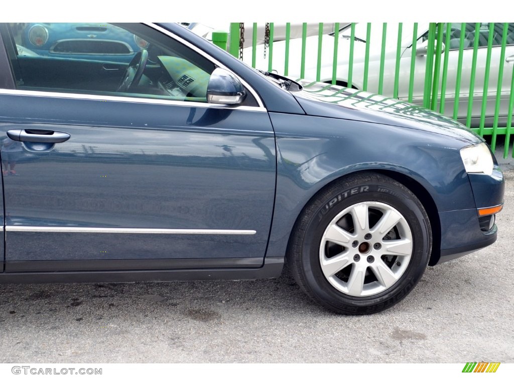 2007 Passat 2.0T Sedan - Blue Graphite Metallic / Black photo #31