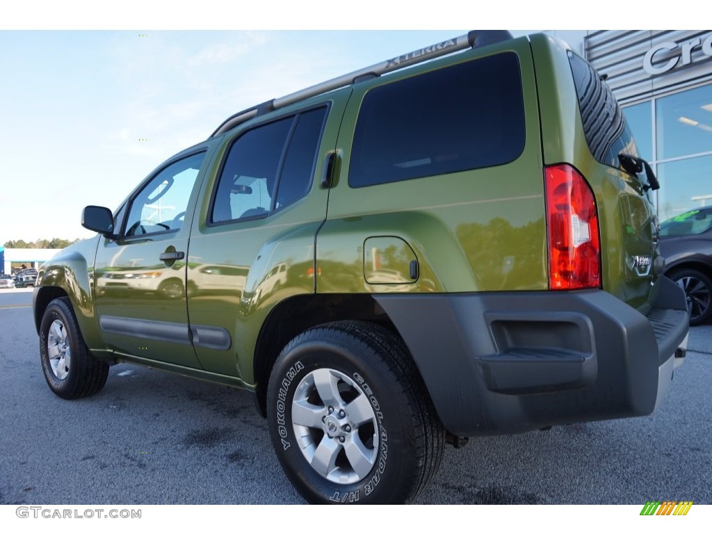 2011 Xterra S - Metallic Green / Gray photo #3