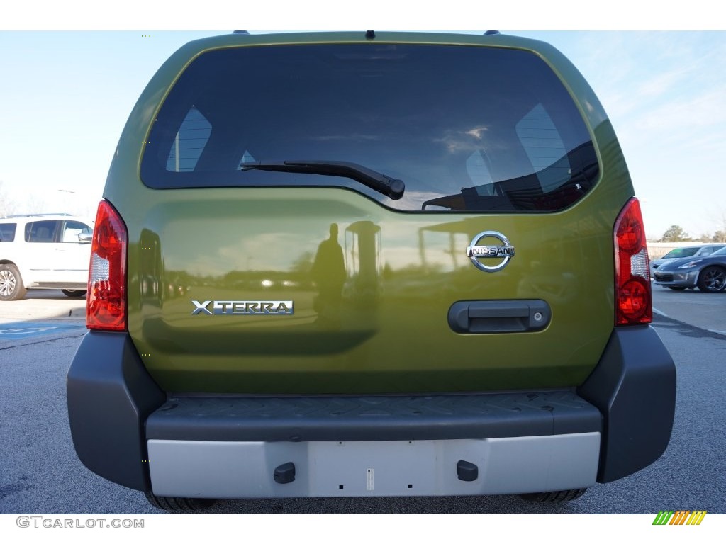 2011 Xterra S - Metallic Green / Gray photo #4
