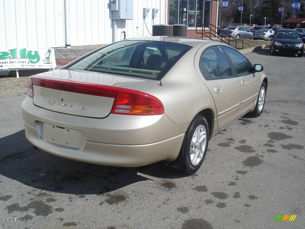 2000 Intrepid  - Champagne Pearl Metallic / Camel Tan photo #2