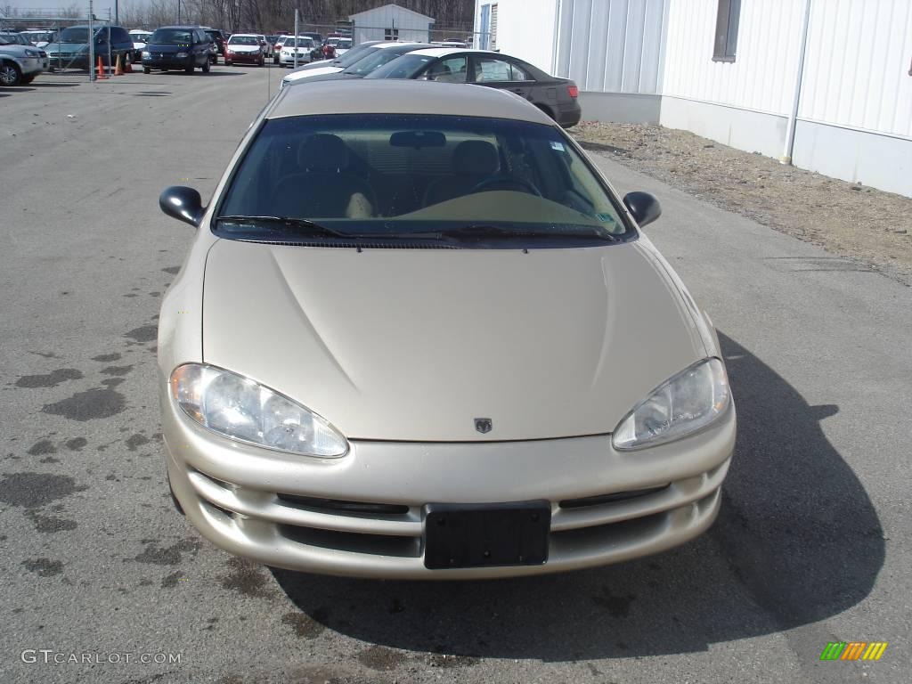 2000 Intrepid  - Champagne Pearl Metallic / Camel Tan photo #4