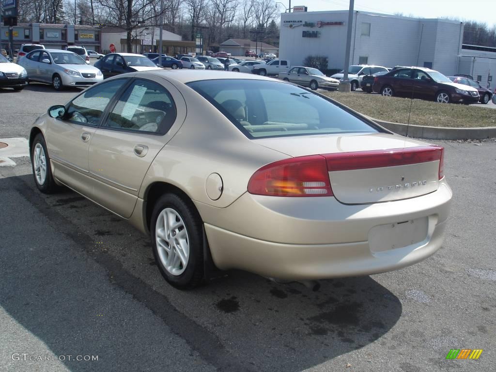 2000 Intrepid  - Champagne Pearl Metallic / Camel Tan photo #17