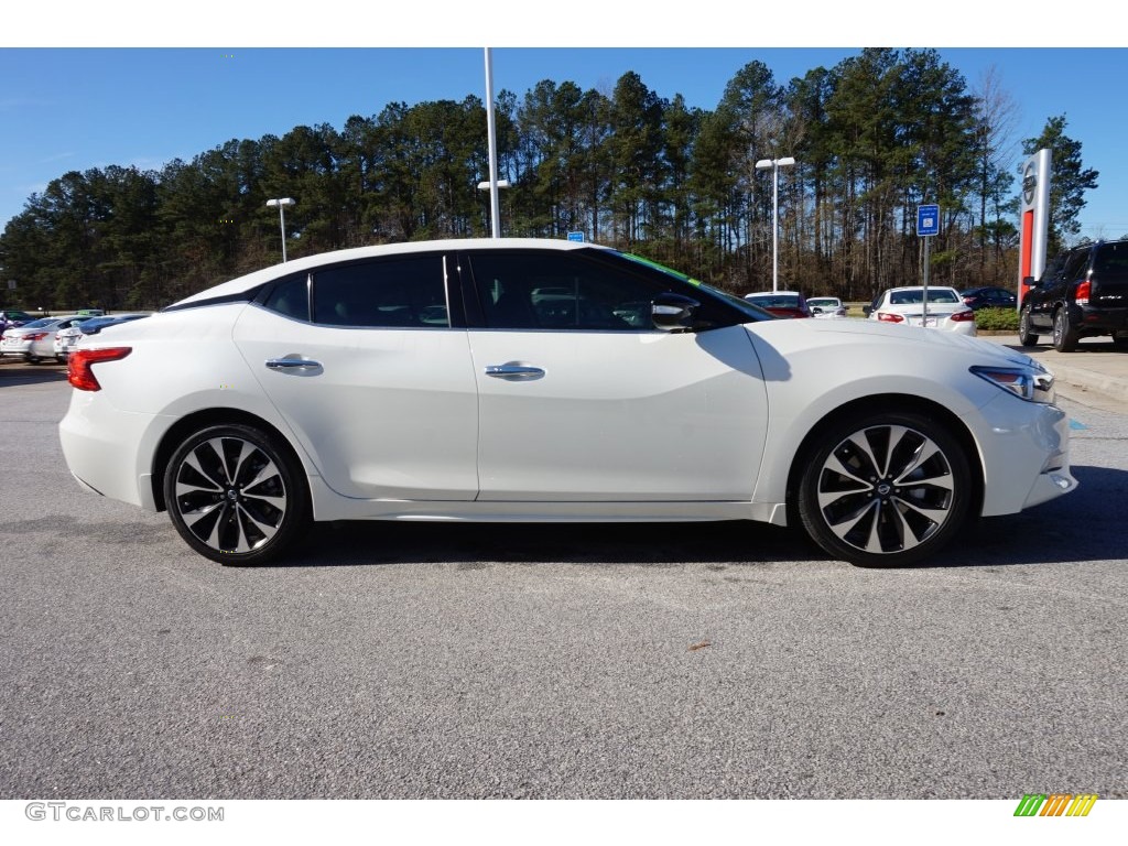 2016 Maxima SR - Pearl White / Charcoal photo #5