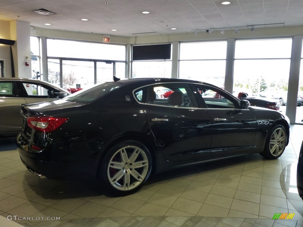 2016 Quattroporte GTS - Nero Ribelle (Black Metallic) / Rosso photo #3