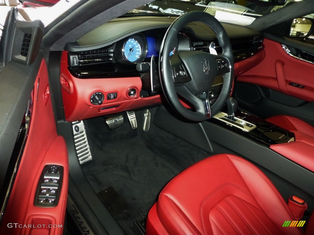 Rosso Interior 2016 Maserati Quattroporte GTS Photo #109541118