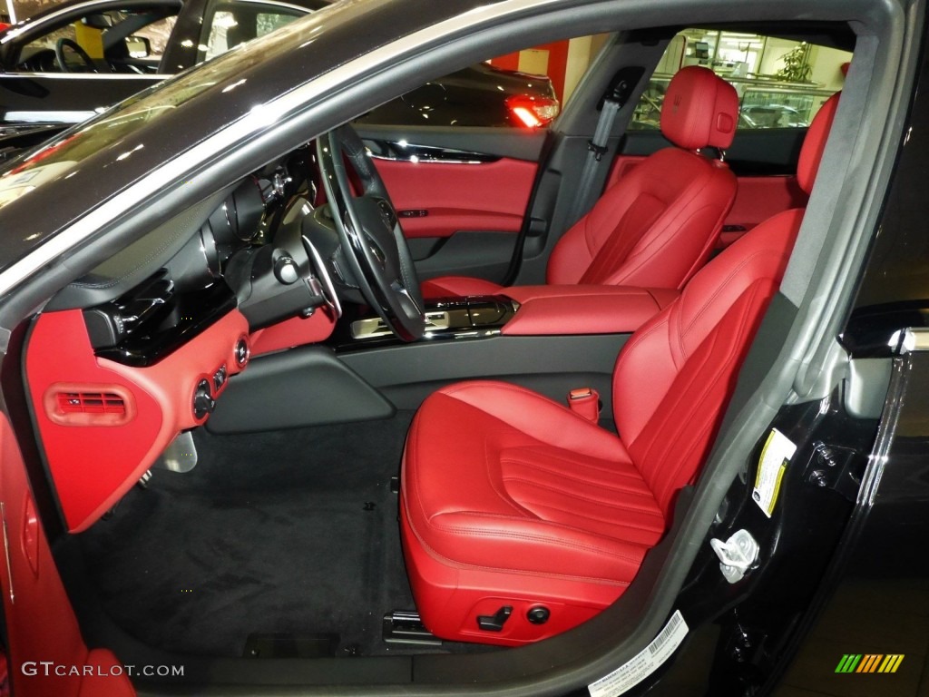 2016 Maserati Quattroporte GTS Front Seat Photo #109541124