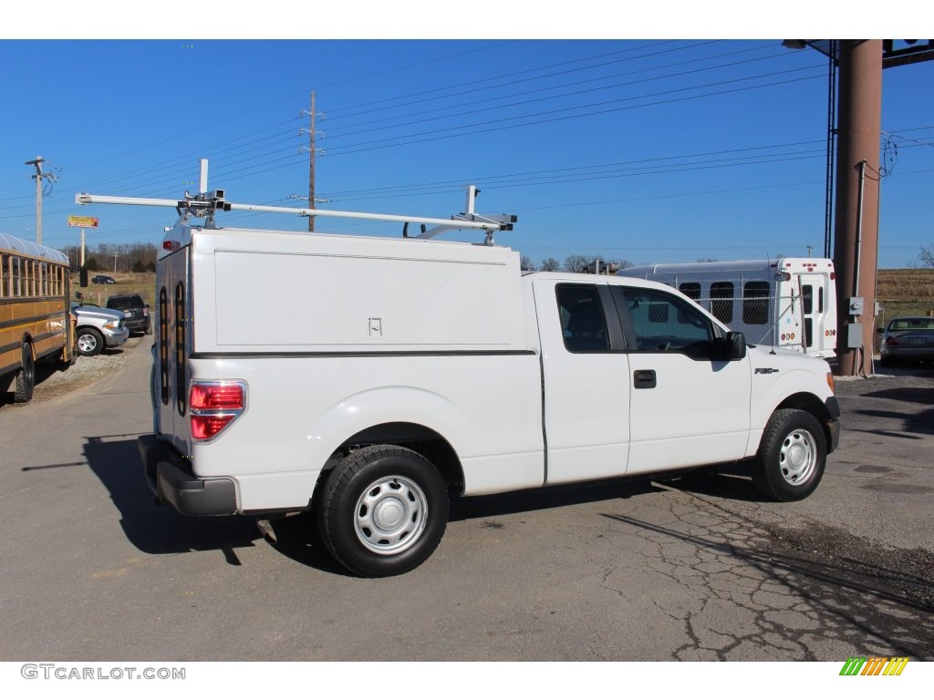 2010 F150 XL SuperCab - Oxford White / Medium Stone photo #7