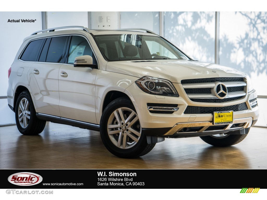 2016 GL 450 4Matic - Polar White / Black photo #1