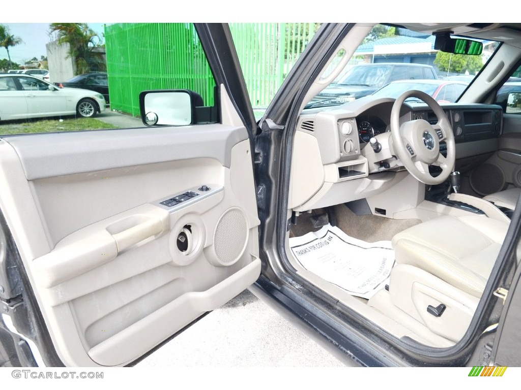 2006 Commander  - Jeep Green Metallic / Khaki photo #45