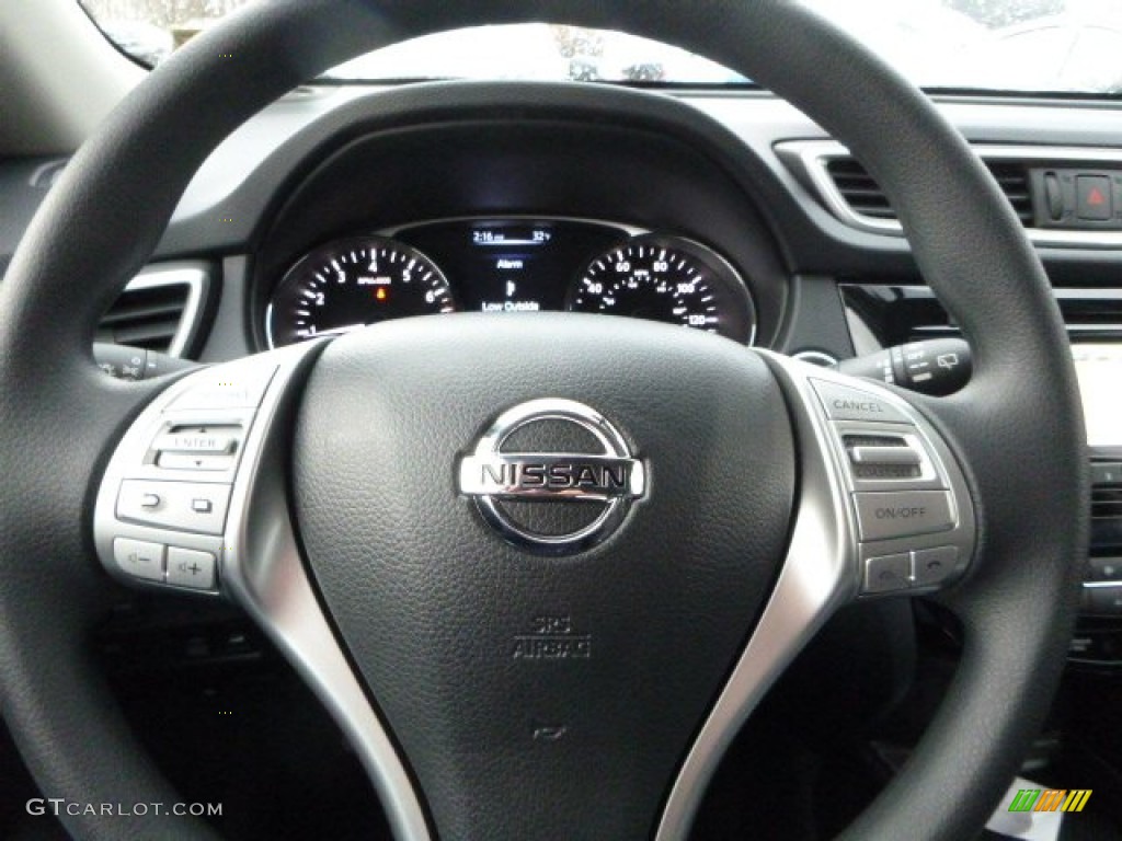 2016 Rogue SV AWD - Pearl White / Charcoal photo #19
