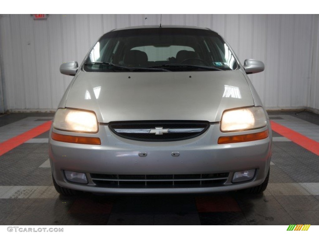 2005 Aveo LT Hatchback - Galaxy Silver Metallic / Gray photo #4