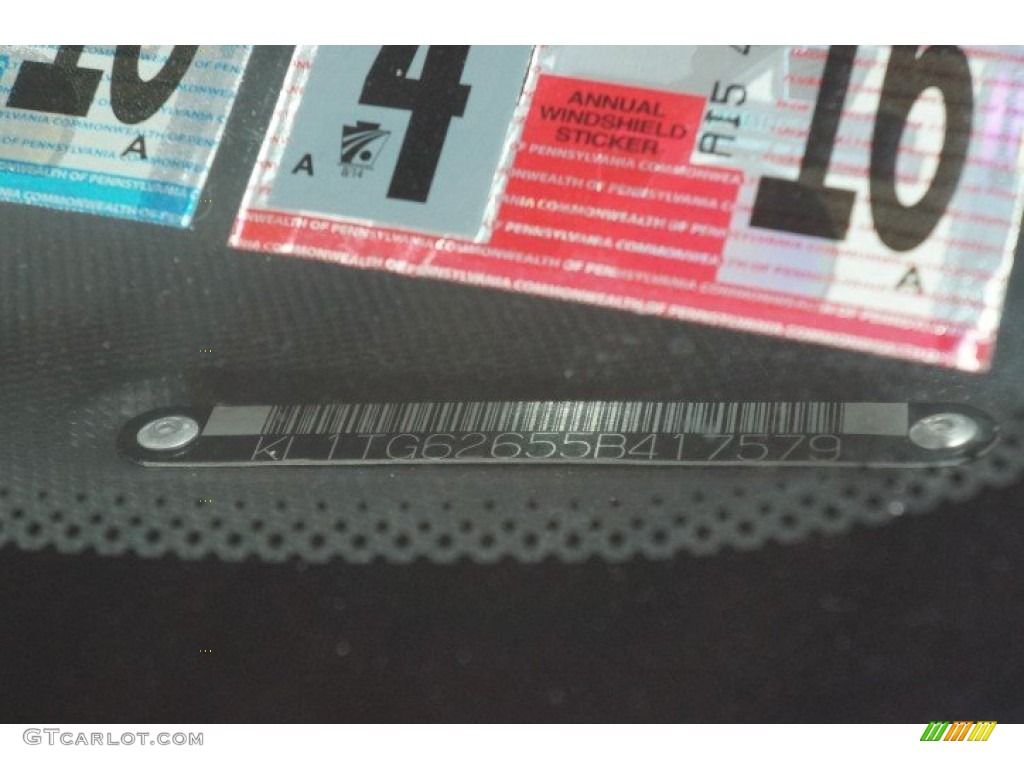 2005 Aveo LT Hatchback - Galaxy Silver Metallic / Gray photo #14