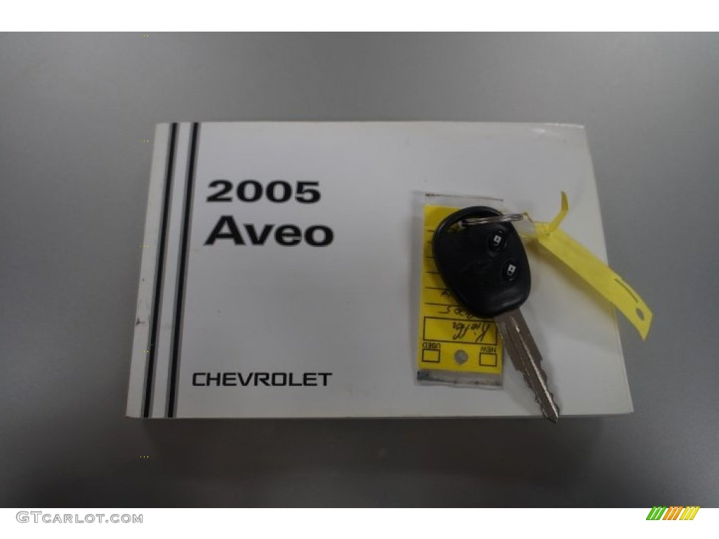 2005 Aveo LT Hatchback - Galaxy Silver Metallic / Gray photo #36