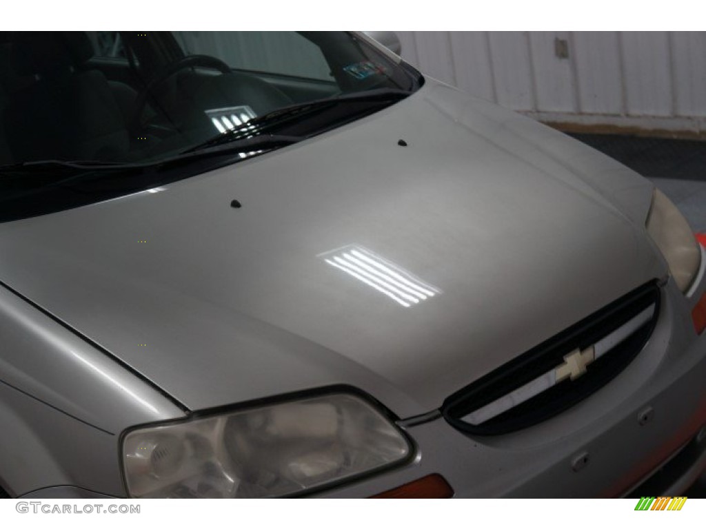 2005 Aveo LT Hatchback - Galaxy Silver Metallic / Gray photo #46