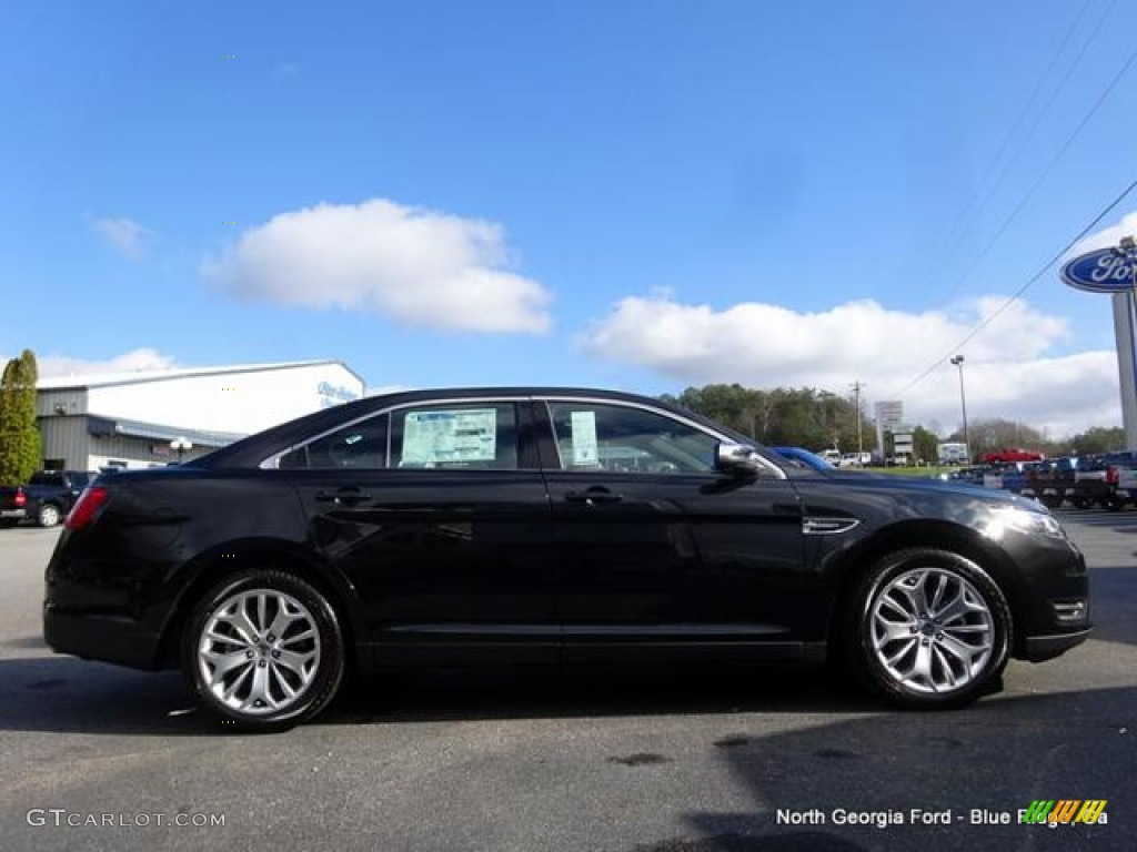 2015 Taurus Limited AWD - Tuxedo Black Metallic / Charcoal Black photo #6